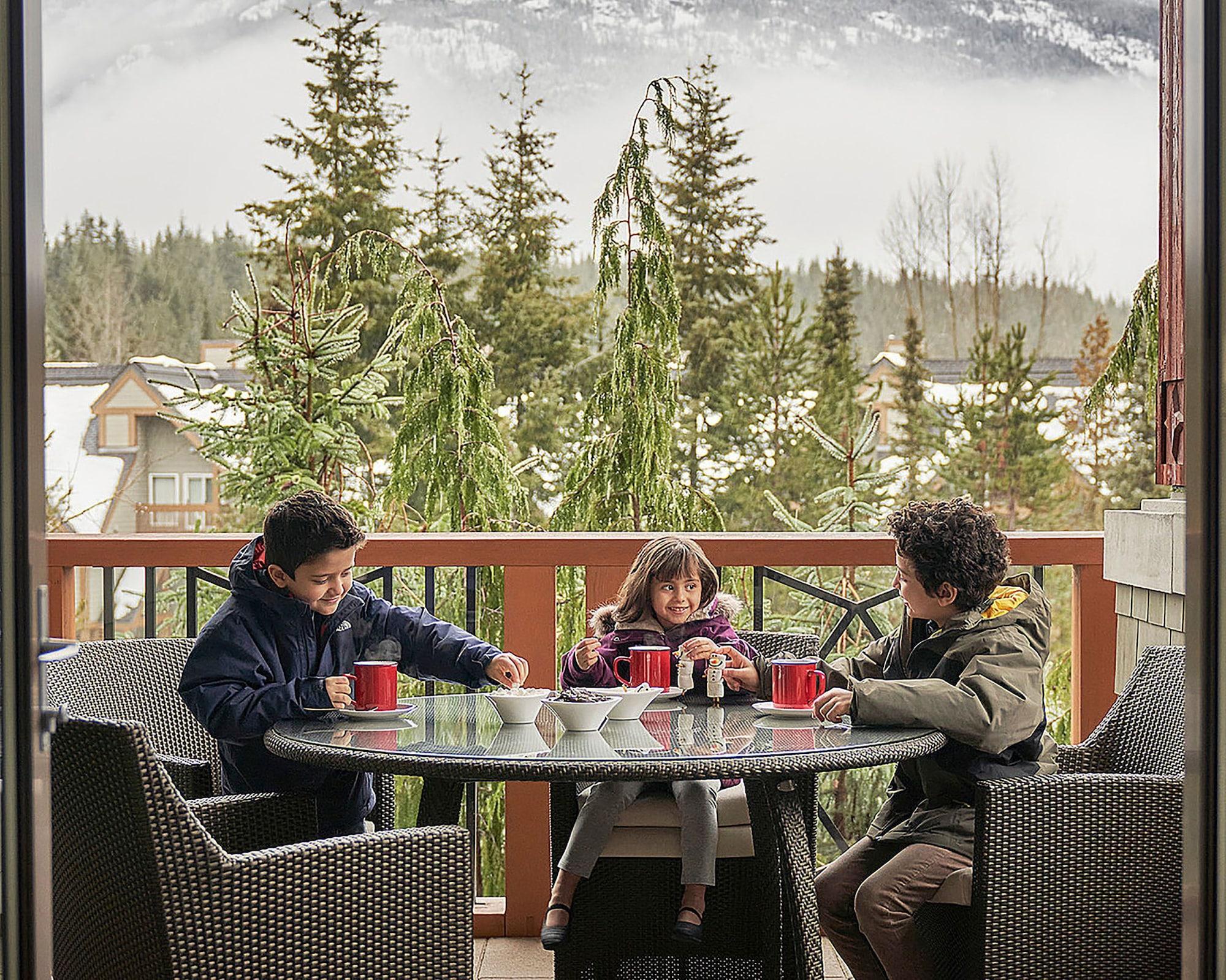 Four Seasons Resort Whistler Exterior foto
