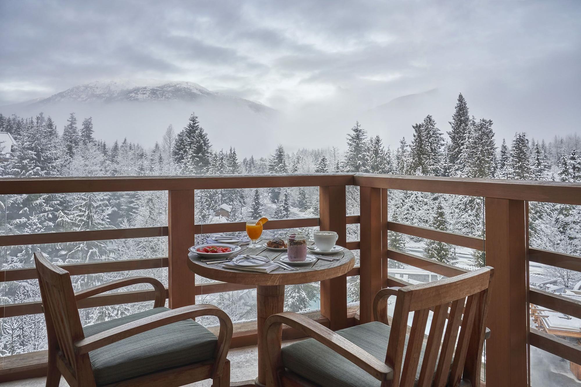Four Seasons Resort Whistler Exterior foto