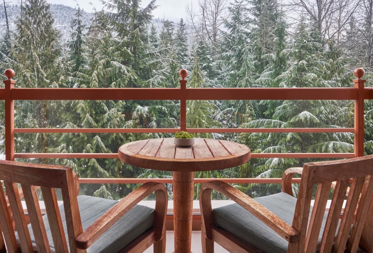 Four Seasons Resort Whistler Exterior foto